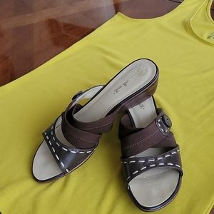 Brown leather sandals